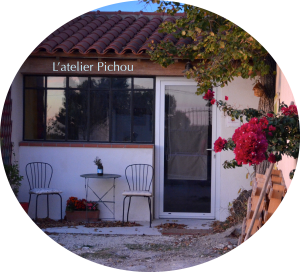 l'atelier pichou en medaillon l'exterieur